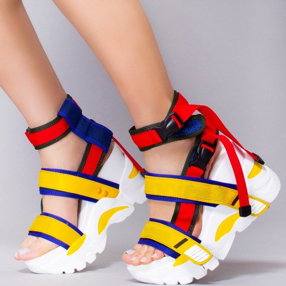 one strap platform sandals